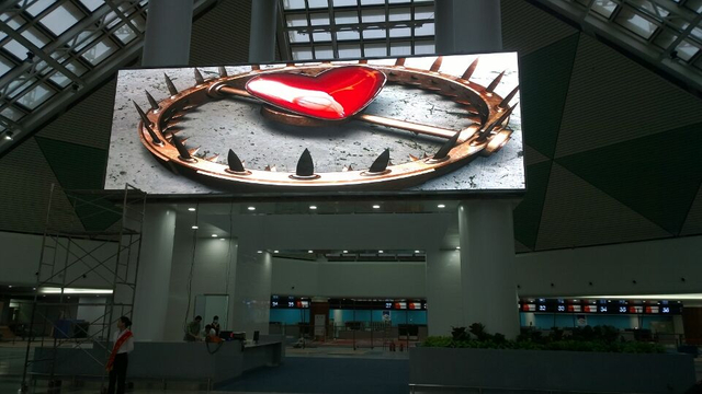 indoor p4 led screen for the airport
