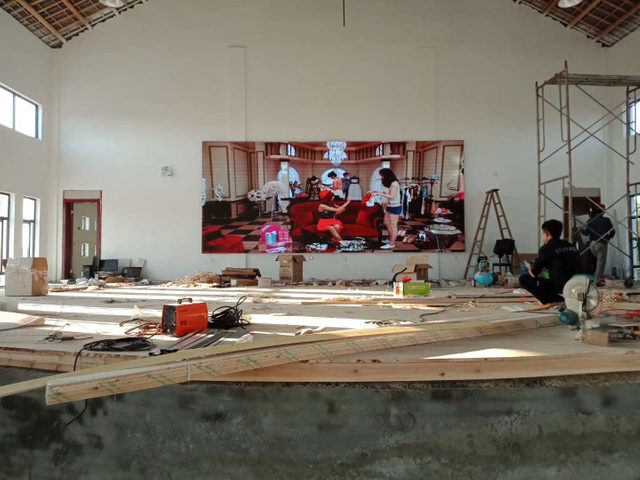 indoor p3